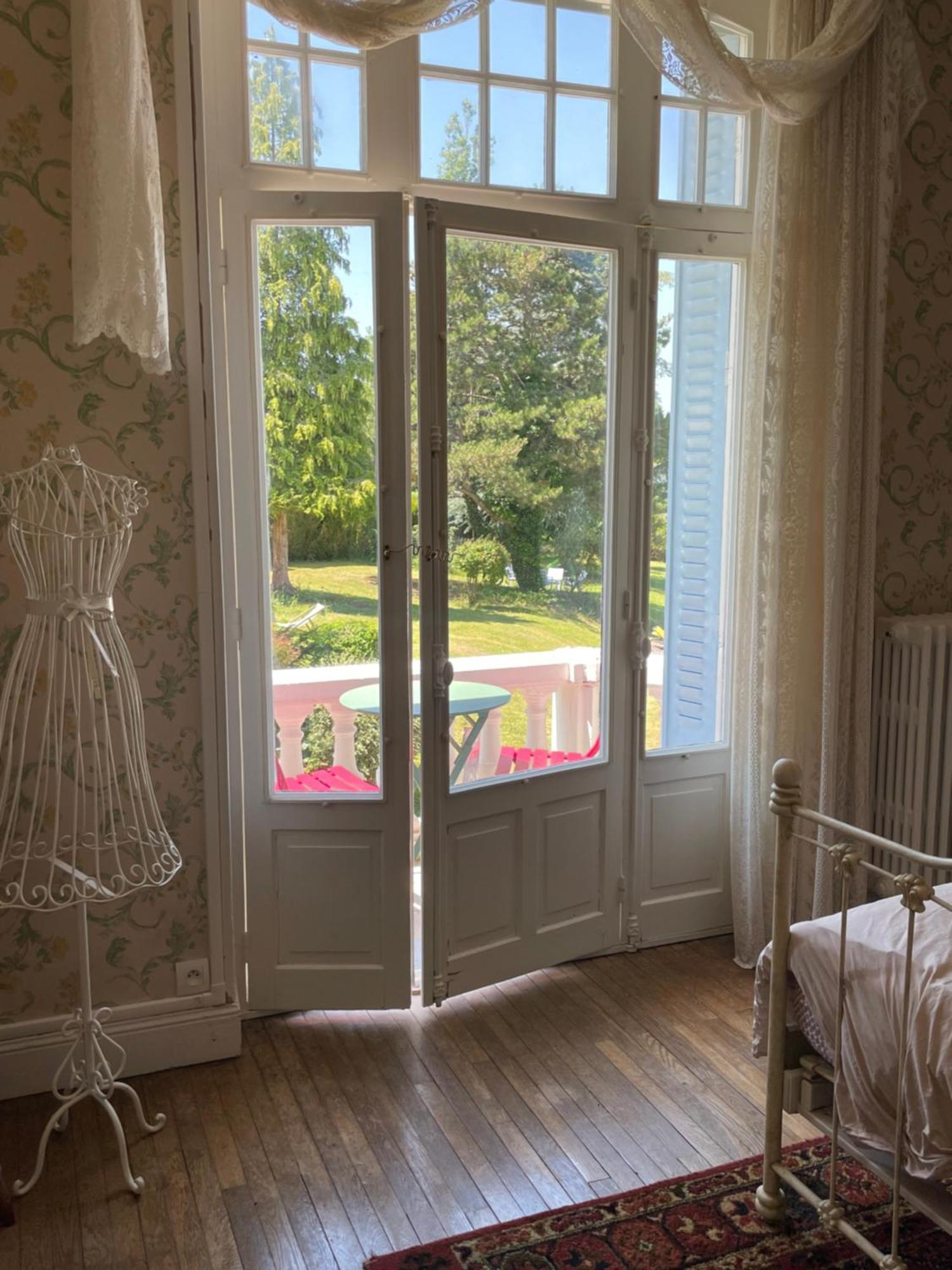 Holiday Home Villa Castel Marie Louise Néris-les-Bains Dış mekan fotoğraf